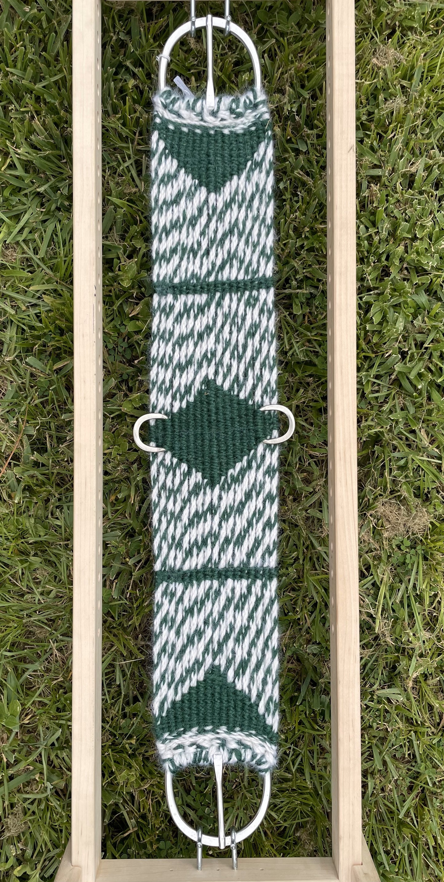 Green & White Straight Cinch